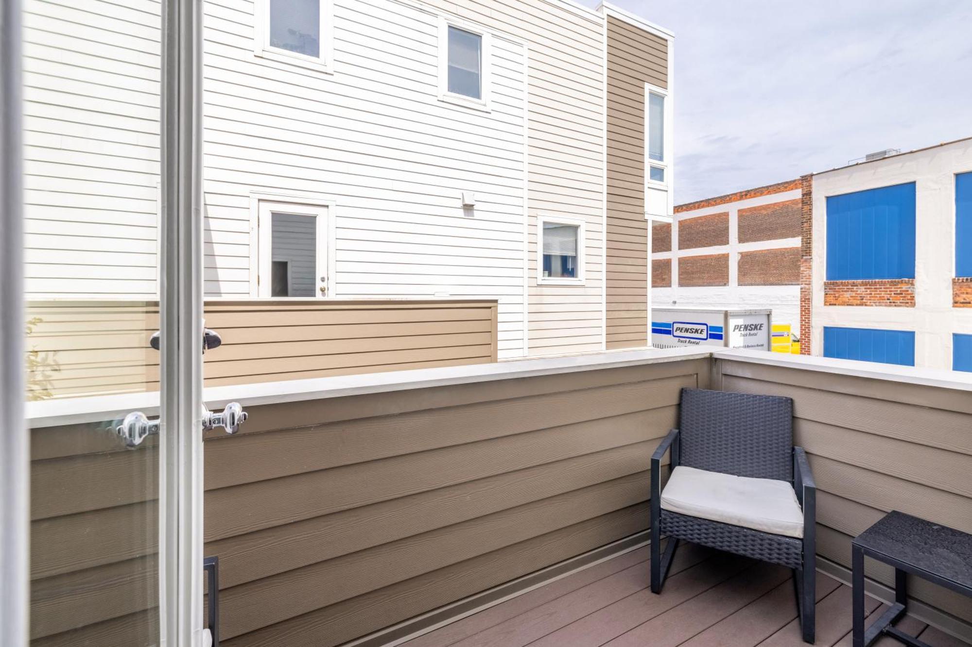 Luxury Downtown Townhome Private Garage Unit 9 كليفلاند المظهر الخارجي الصورة