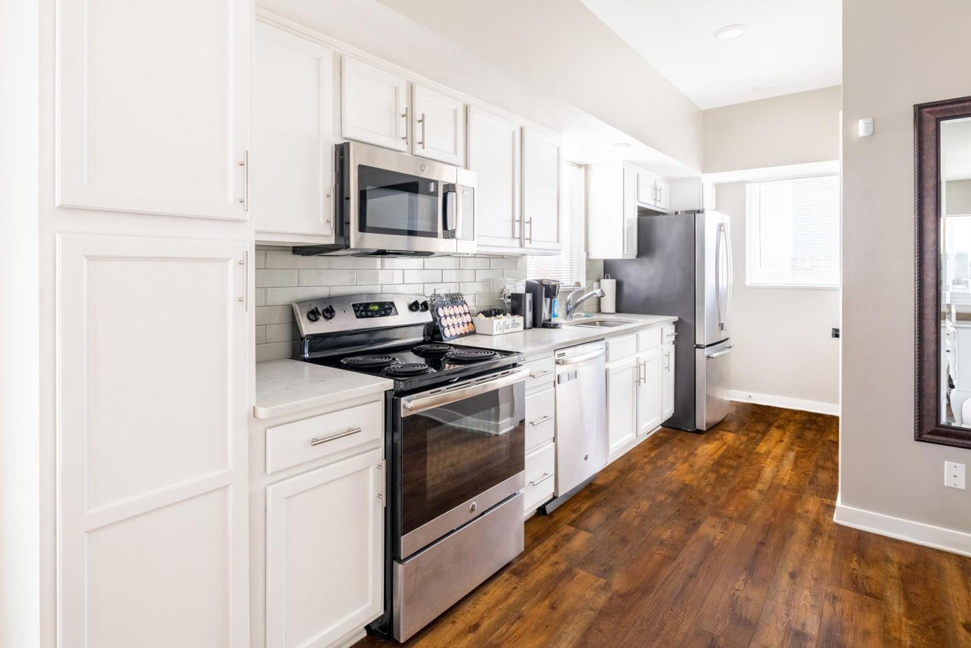 Luxury Downtown Townhome Private Garage Unit 9 كليفلاند المظهر الخارجي الصورة